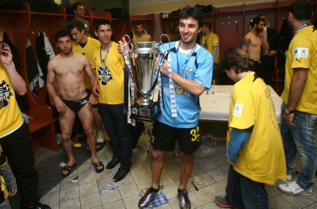 «Δεν είμαι ΑΕΚ, αλλά δεν πάω σε Ολυμπιακό ή ΠΑΟ», λέει ο Σκόκο