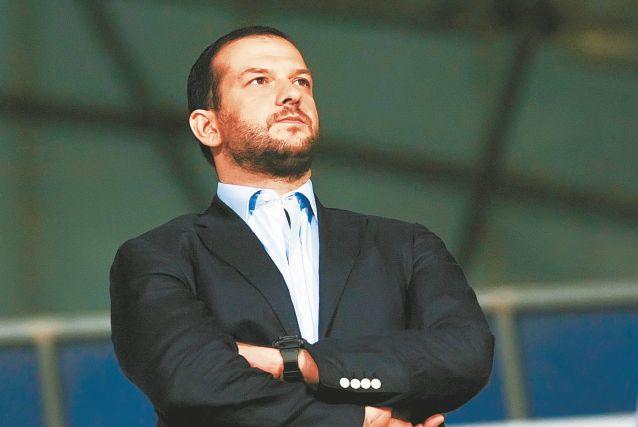 «Ο Μαρινάκης είναι επικίνδυνος» απάντησε ο Αδαμίδης