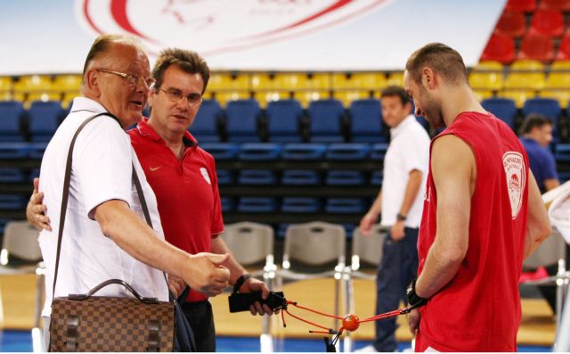 Με προεδρική «ντόπα» η τελευταία προπόνηση του ΟΣΦΠ