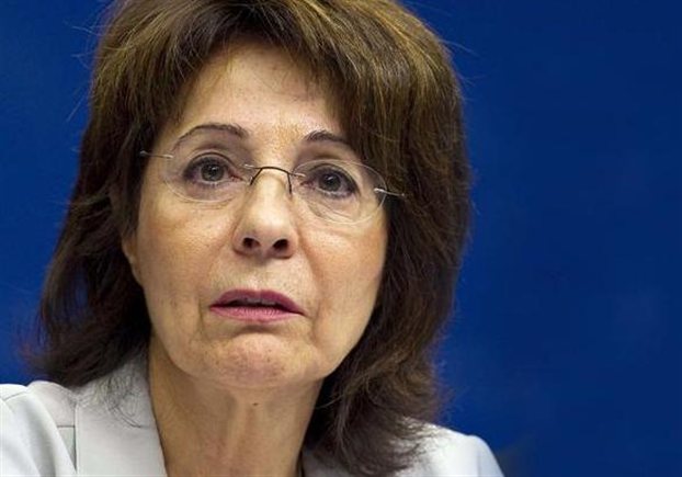 Μήνυμα για το εσωτερικό της Ελλάδας η δήλωση Δαμανάκη, ξεκαθαρίζει η Κομισιόν