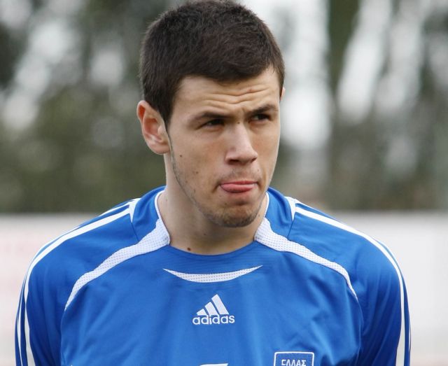 Τριετές συμβόλαιο υπέγραψε ο Μπουγαΐδης στην ΑΕΚ