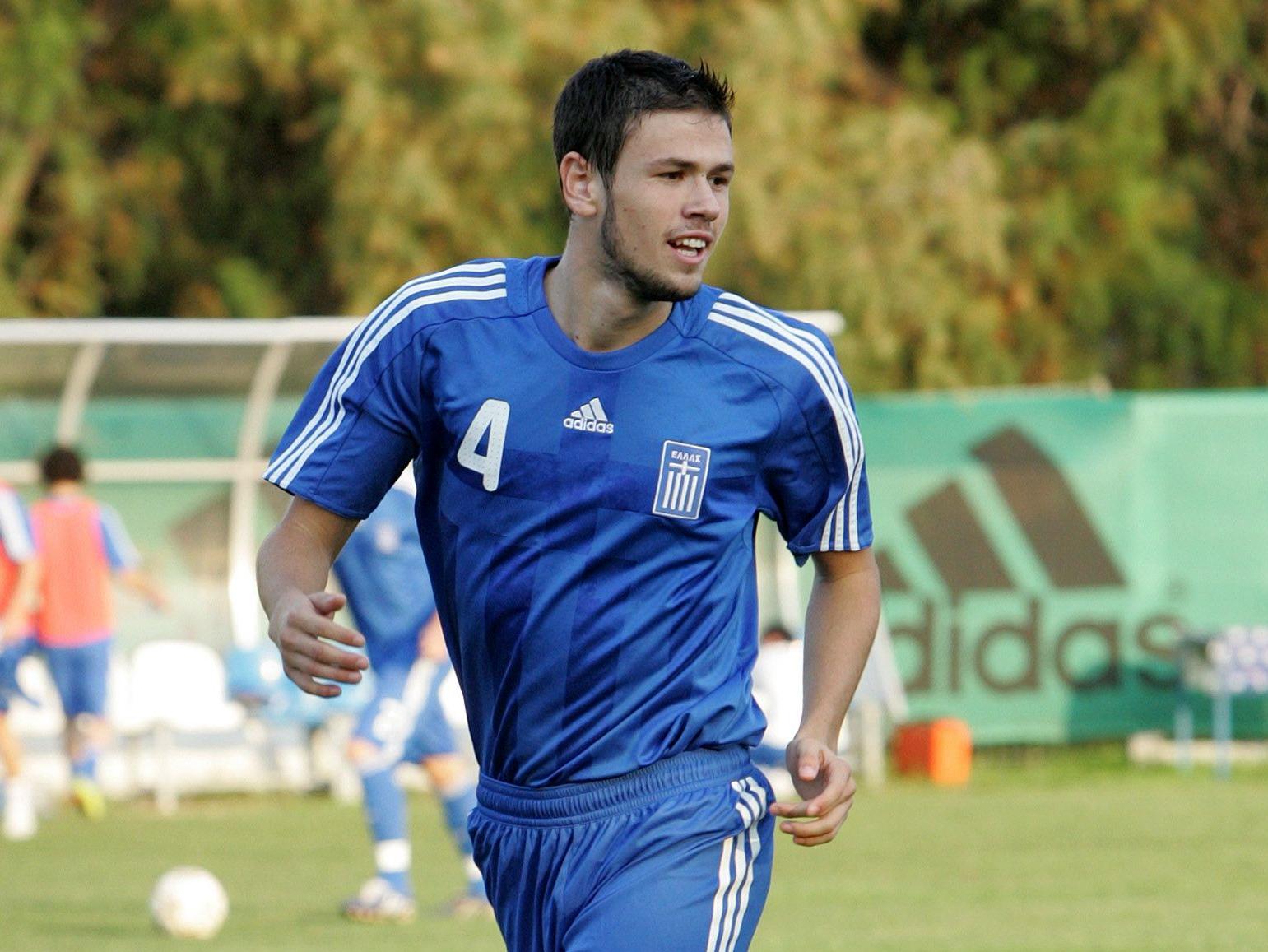 Η ΑΕΚ «έκλεισε» Μπουγαΐδη και θέλει Τριανταφυλλάκο