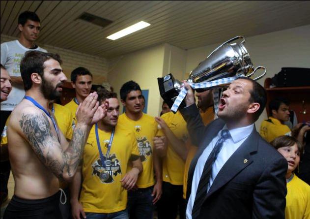 Ο Αδαμίδης υποστηρίζει ότι «ο Σπανός ψεύδεται»