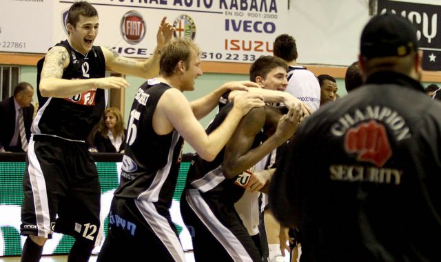 Ο ΠΑΟΚ επικράτησε 64-62 της Καβάλας και προκρίθηκε στα ημιτελικά της Α1