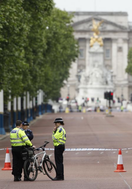 Απειλή για βόμβα δέχθηκε η βρετανική αστυνομία από οργάνωση Ιρλανδών ρεπουμπλικάνων