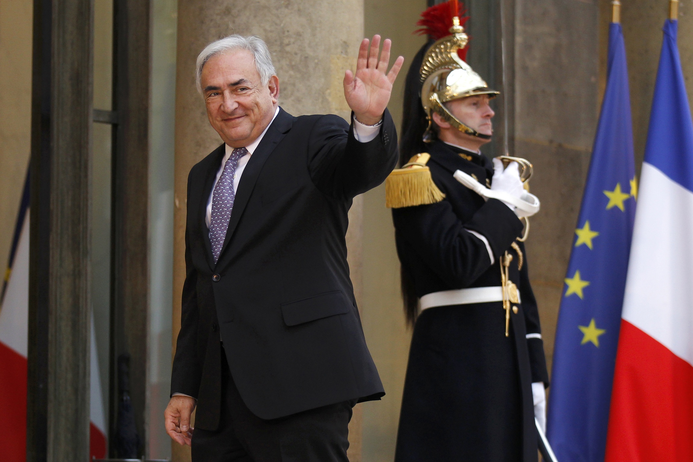 Η περιπέτεια του Στρος-Καν αλλάζει (;) το πολιτικό τοπίο στη Γαλλία