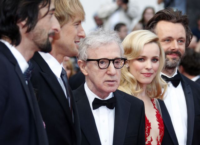 «Δεν είμαι καλλιτέχνης, είμαι σκηνοθέτης» δηλώνει ο Γούντι Άλεν από τις Κάννες