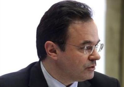 Για το Παρίσι και τη διάσκεψη του ΟΟΣΑ αναχωρεί ο Γ. Παπακωνσταντίνου