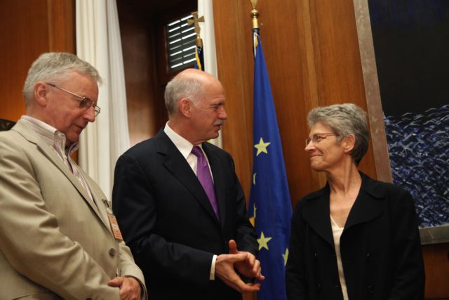 Τα ευρωομολόγα στο επίκεντρο της συζήτησης Παπανδρέου και ευρωπαϊκών συνδικάτων