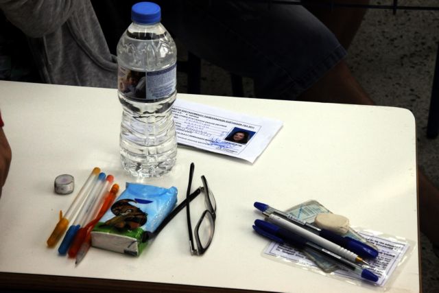 Στην Εισαγγελία Πρωτοδικών η δικογραφία για το «σκονάκι μέσω SMS» στο Γαλάτσι