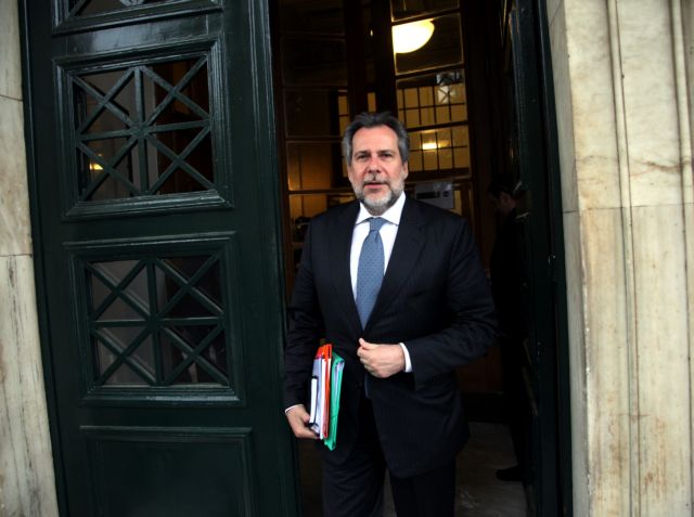 Υπόνοιες για βέτο στην περίπτωση αλλαγής της συνθήκης Σένγκεν αφήνει ο Χρ.Παπουτσής