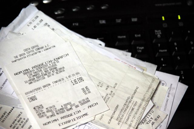 Να επιστρέψει φόρους 464 εκατ. ευρώ, κυρίως λόγω αποδείξεων, καλείται το ΥΠΟΙΚ