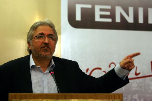 Αύξηση του επιδόματος ανεργίας και επιμήκυνση της περιόδου καταβολής του ζητεί ο Γ. Παναγόπουλος