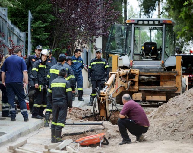 Νεκρός ανασύρθηκε εργάτης που καταπλακώθηκε από χώμα σε εργοτάξιο