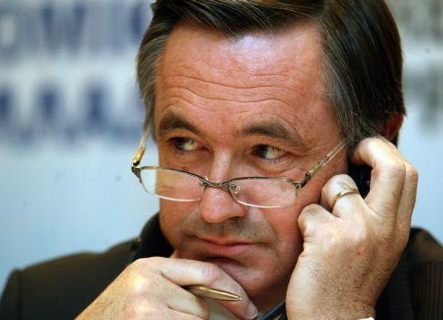 Βιώσιμο το ελληνικό χρέος, σε σωστό δρόμο το πρόγραμμα λέει ο Σέρβας Ντερούζ