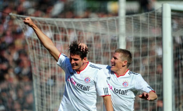 Στα οκτώ σταμάτησε η Μπάγερν, σε μπελάδες μπήκε η Αϊντραχτ