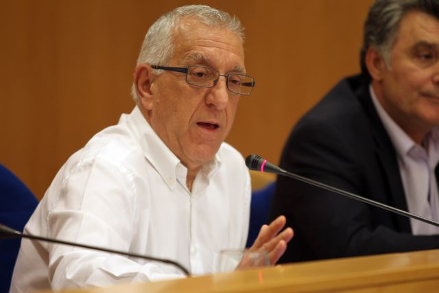 Το κράτος μεταβιβάζει τα ελλείμματά του στους δήμους, απαντά ο Ν.Κακλαμάνης στο ΥΠΕΣ