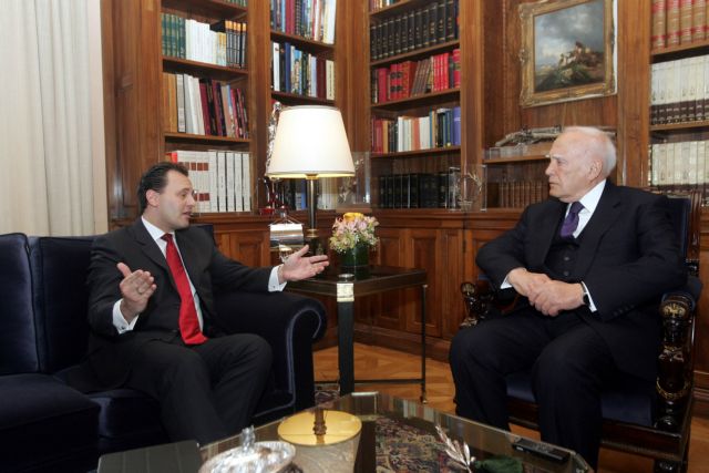 Τα εθνικά θέματα και η εξέγερση στον αραβικό κόσμο επί τάπητος στη συνάντηση Παπούλια-Δρούτσα