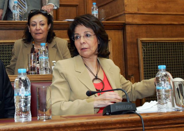 Για μεθόδευση εξόδου της Ελλάδας από την Ευρωζώνη κάνει λόγο η Μ.Δαμανάκη