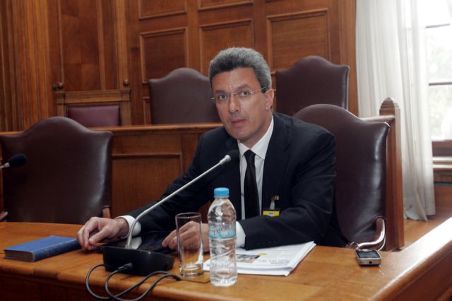 Για «πράσινη» μίζα και «γαλάζια» αδράνεια μίλησε ο Ν.Χατζηνικολάου στο θέμα των υποβρυχίων