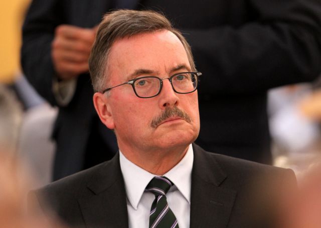 Αναδιάρθρωση θα οδηγούσε σε μαζική απόσυρση καταθέσεων, λέει ο Γ.Σταρκ