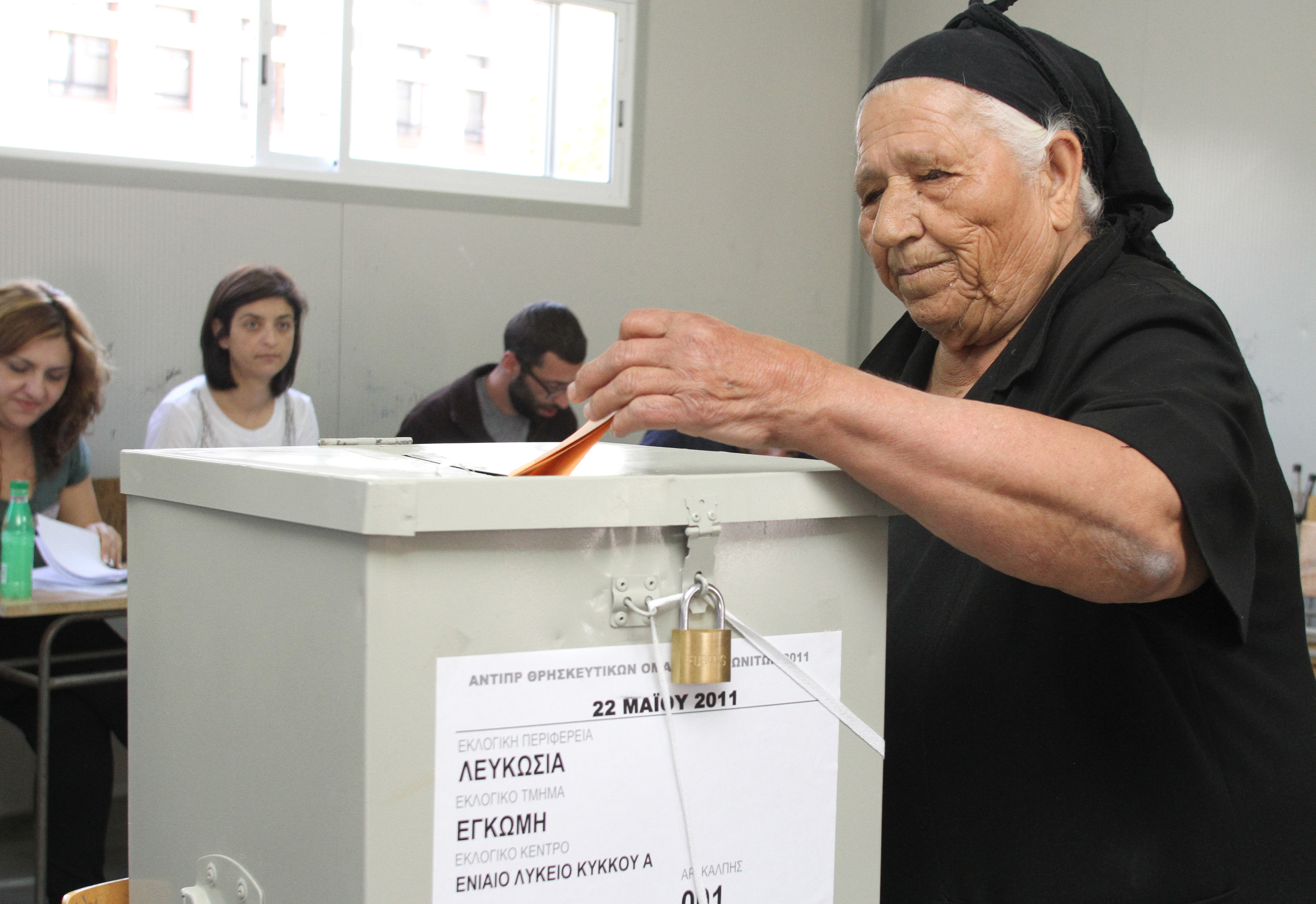 Χαμηλή η προσέλευση των Κυπρίων στις εκλογές για τη νέα Βουλή των Αντιπροσώπων