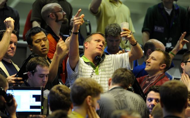 Σε πτωτική τροχιά τα spreads των ομολόγων