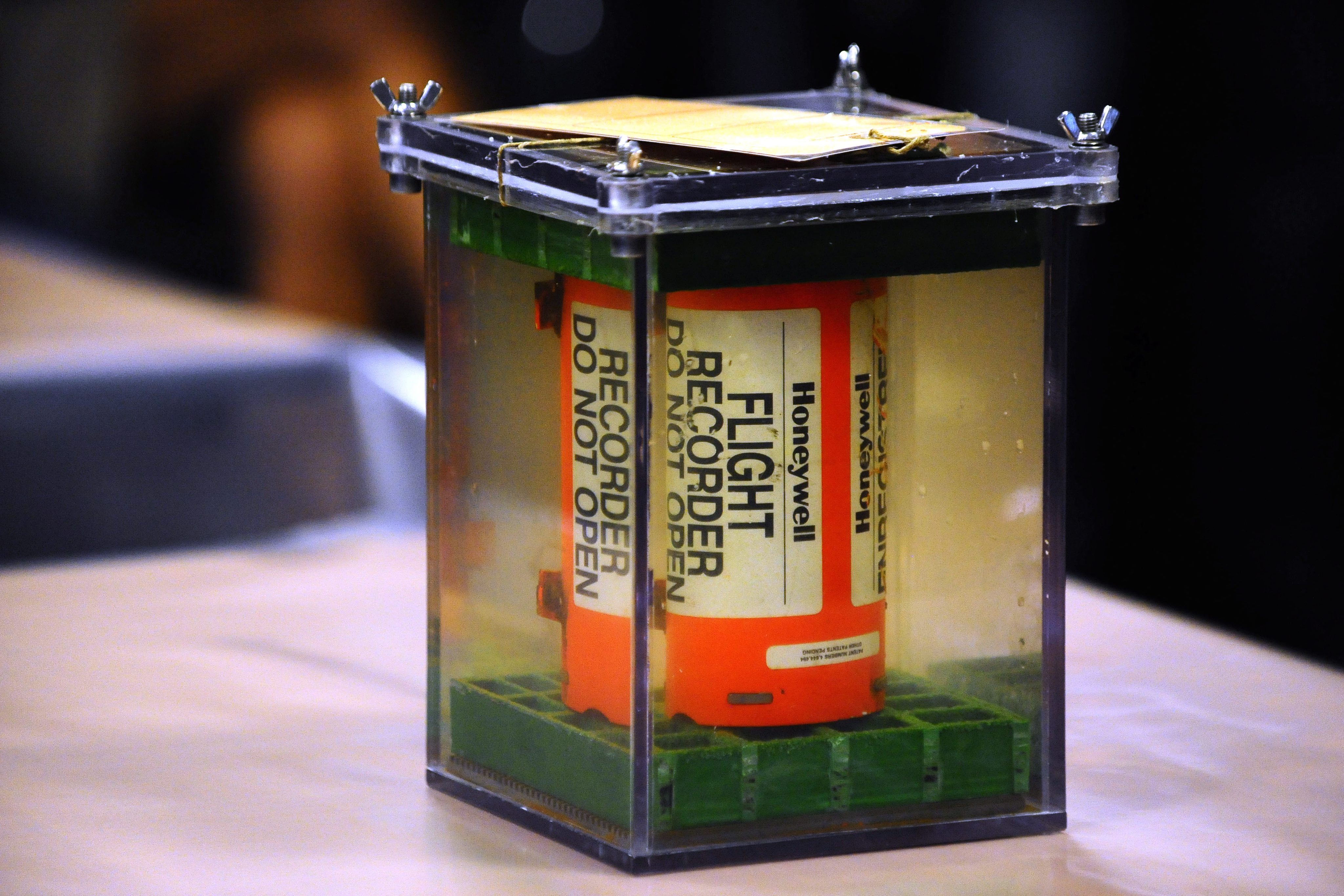 Ο πιλότος της μοιραίας πτήσης της Air France απουσίαζε από το πιλοτήριο, γράφει το Spiegel