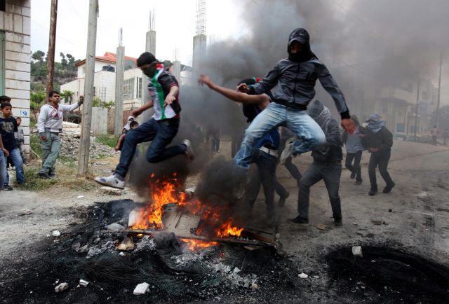 Ισραηλινά πυρά κατά φιλοπαλαιστίνιων διαδηλωτών στα σύνορα με Συρία, Λίβανο