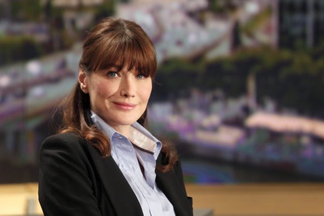 Η Κάρλα είναι έγκυος, επιβεβαιώνει ο πατέρας του Γάλλου προέδρου