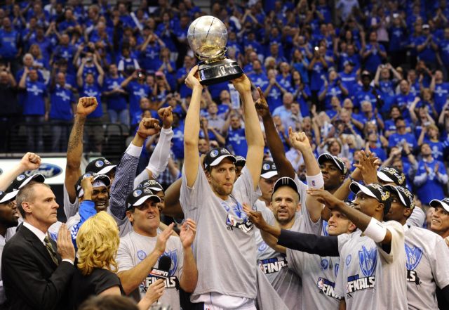 Οι Μάβερικς νίκησαν 100-96 τους Θάντερ και προκρίθηκαν στους τελικούς