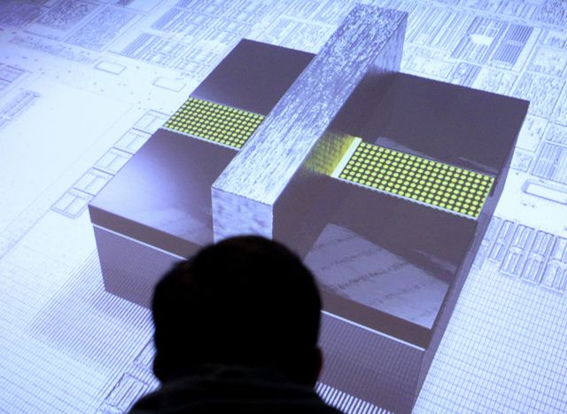 Τρισδιάστατα τσιπ της Intel αυξάνουν τις επιδόσεις, μειώνουν την κατανάλωση