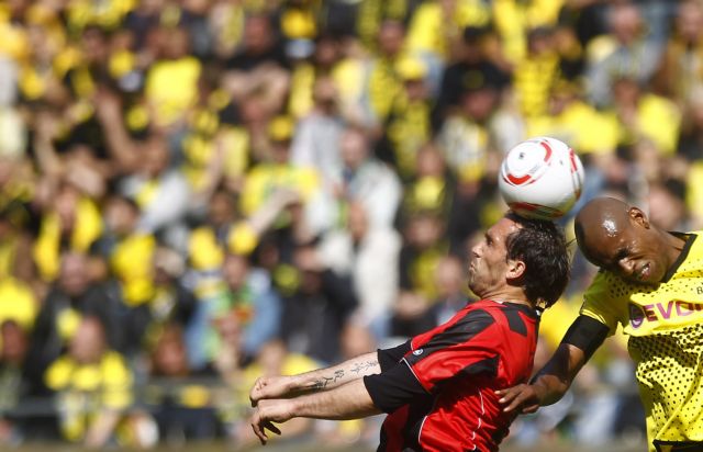 Επεσε η Αϊντραχτ, καθώς ηττήθηκε 3-1 στην φιέστα της Ντόρτμουντ