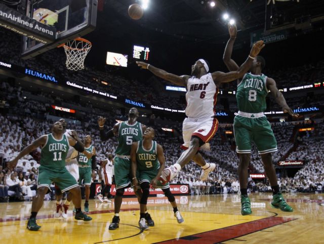 Το 2-0 έκαναν οι Χιτ, σε 1-1 ισοφάρισαν οι Θάντερ