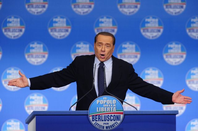 Οι ηγέτες της Αριστεράς είναι… άπλυτοι, λέει ο Μπερλουσκόνι
