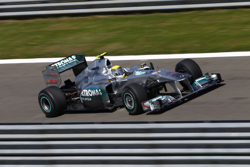 Ευρεία αεροδυναμική αναβάθμιση της Mercedes W02 στη Βαρκελώνη