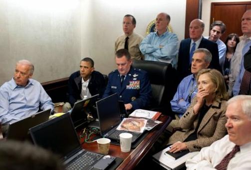 Άοπλος αντιστάθηκε ο Μπιν Λάντεν πριν εξοντωθεί, λένε τώρα οι Αμερικανοί