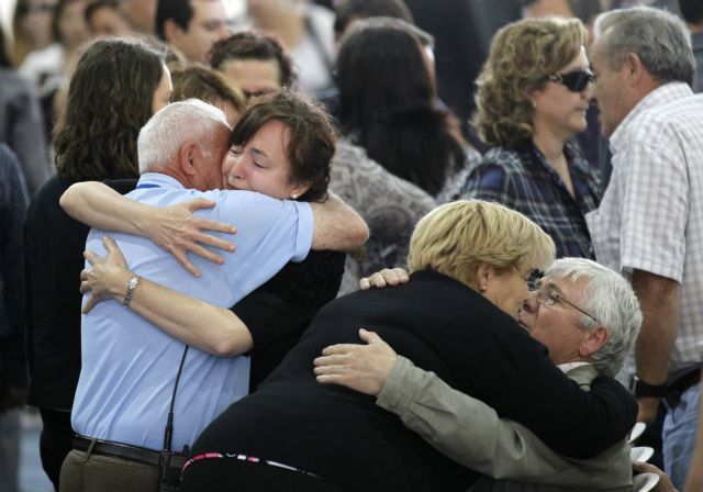 Θρήνος στις κηδείες των θυμάτων του καταστροφικού σεισμού στην Ισπανία