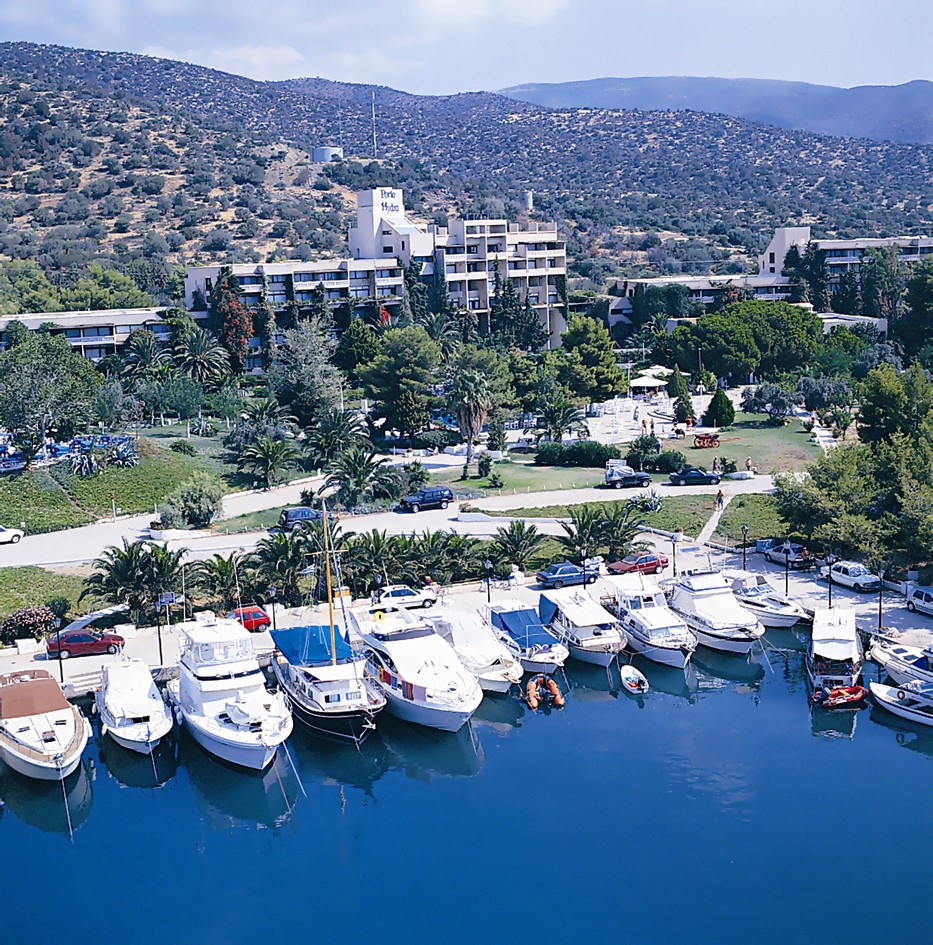 Tο ανανεωμένο Porto Hydra ανοίγει τις πύλες του την 1η Ιουνίου