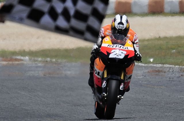 Ο Πεντρόσα έβγαλε τη… βίδα και πανηγύρισε την πρωτιά στο Εστορίλ