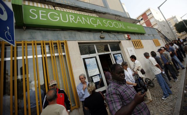 Επιστροφή σε νέο κύκλο ύφεσης για την Πορτογαλία