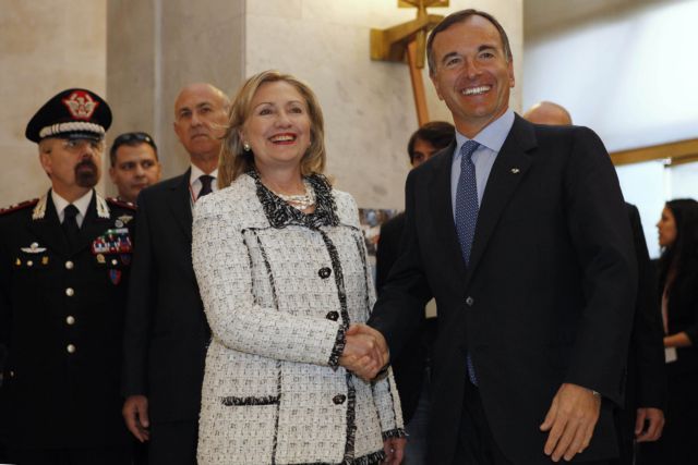 Ταμείο στήριξης των αντικαθεστωτικών δημιουργεί η Ομάδα Επαφής για τη Λιβύη