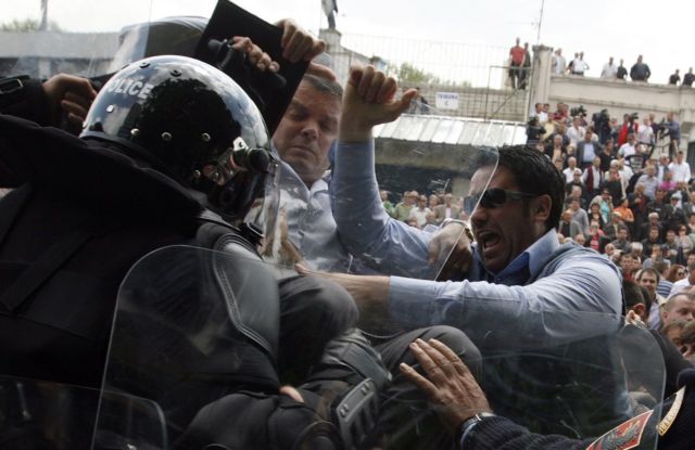 «Πραξικόπημα» Μπερίσα στο δήμο Τιράνων καταγγέλλει η αντιπολίτευση