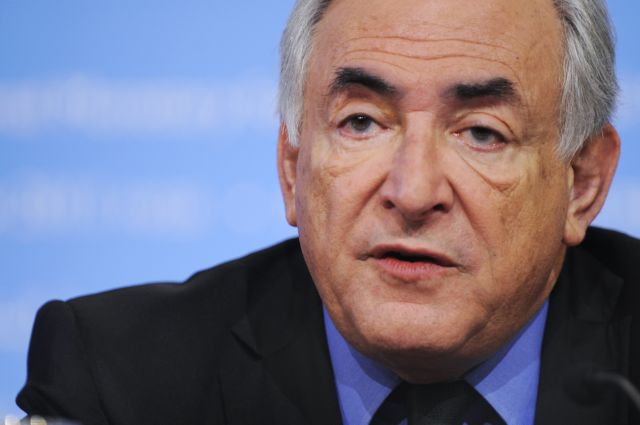 Συνάντηση Μέρκελ και Στρος-Καν την Κυριακή για την κρίση χρέους