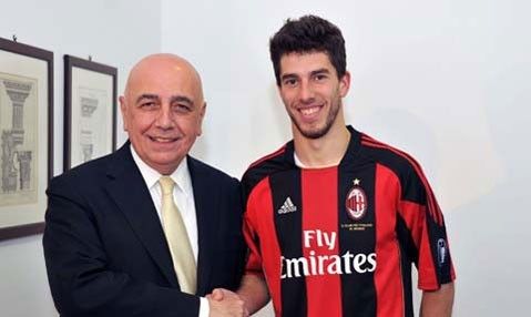 Στο προσκήνιο ο Τρεζεγκέ, άρνηση για Ντίντακ Βίλα στον Ολυμπιακό