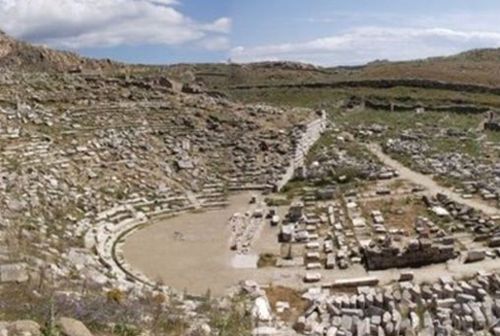 Άνοιξε από το «Διάζωμα» ο κουμπαράς για την ανάδειξη του αρχαίου θεάτρου της Δήλου