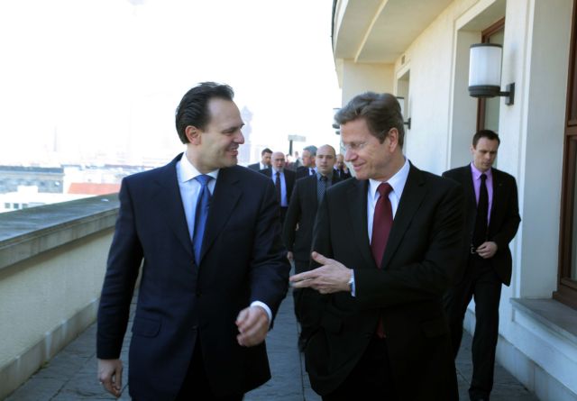 Επίθεση αγνώστων στο γραφείο του ΕΟΤ και το ελληνικό προξενείο στο Βερολίνο