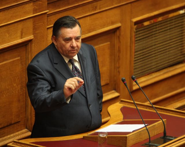 «Όχι» σε μονομερή συνεργασία με ΠΑΣΟΚ ή ΝΔ μετά τις εκλογές, λέει ο Γ.Καρατζαφέρης