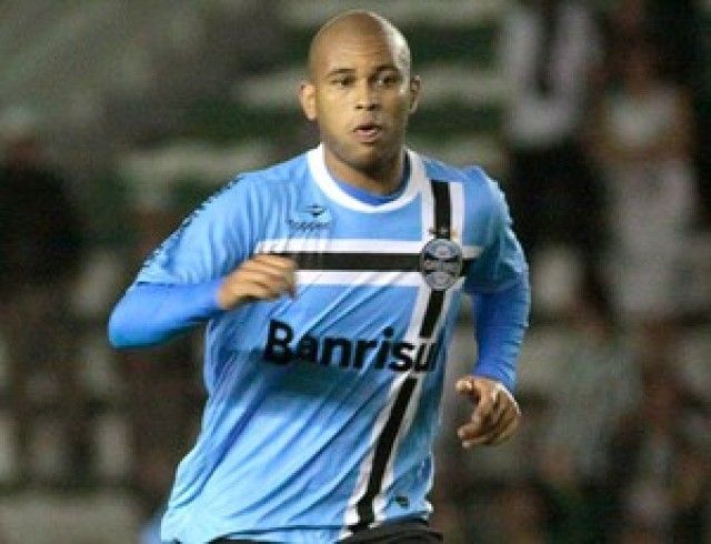 Τα βρίσκει Γκρέμιο και Παναθηναϊκός για Γκάμπριελ