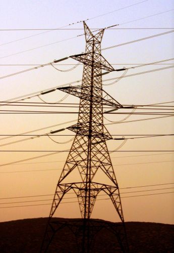 Υπό τον έλεγχο του Δημοσίου παραμένουν τα δίκτυα ηλεκτρισμού και φυσικού αερίου